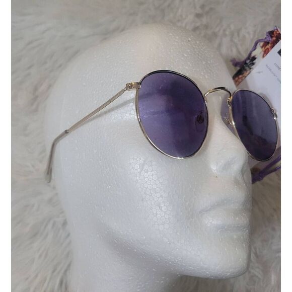 Foster Grant NEW WOMENS GOLD FRAME SUNGLASSES with Purple Lenses and Pineapple P - Picture 2 of 7